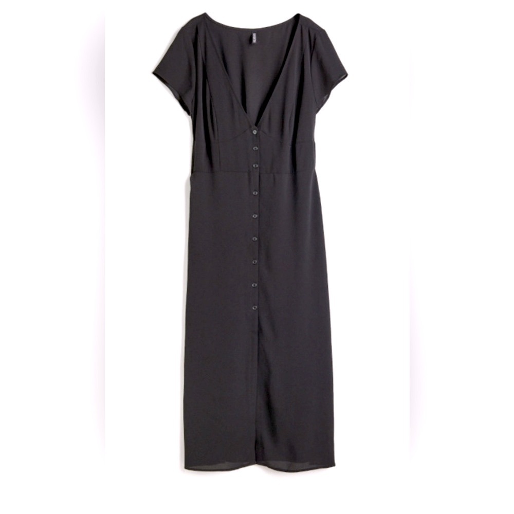 ❤️ 3/$15❤️
H&M crepe ankle length dress - Picture 1 of 14